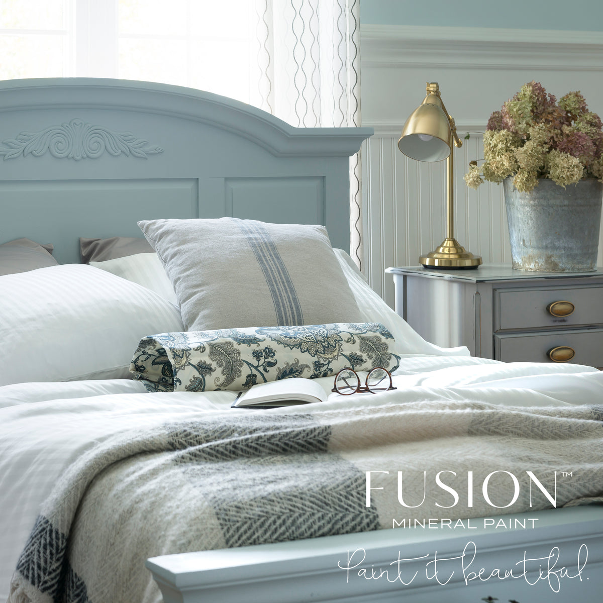Fusion Mineral Paint - Little Whale